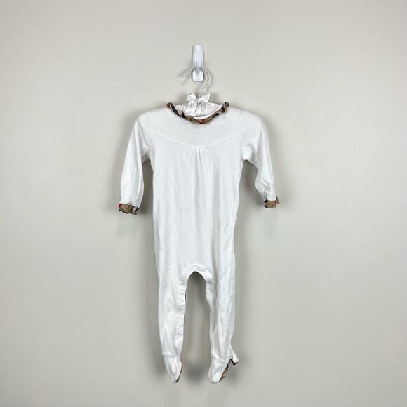 Burberry Baby White Footie & Bib Set 6 Months - Picture 2 of 14